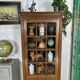 Vitrine parisienne en bois