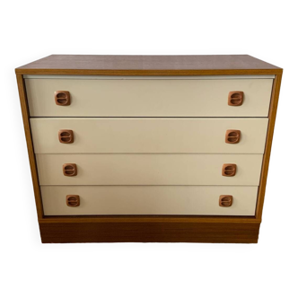 Vintage chest of drawers