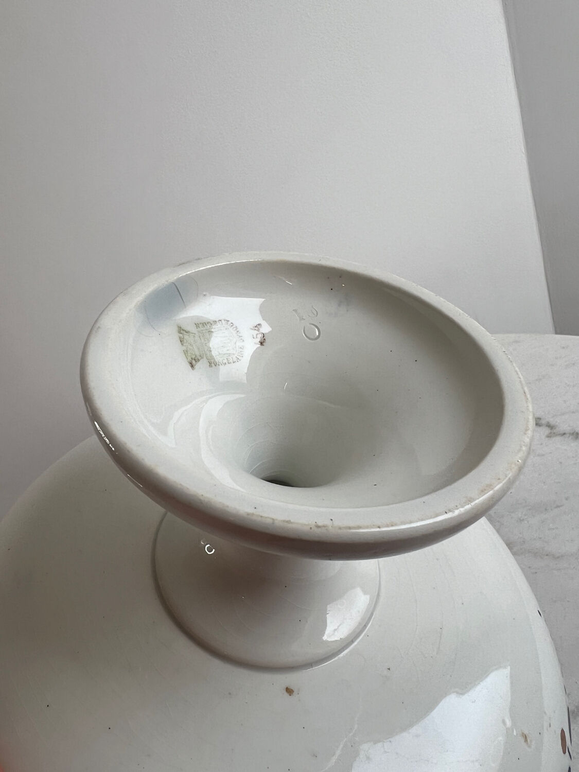 Gien compote-style presentation dish