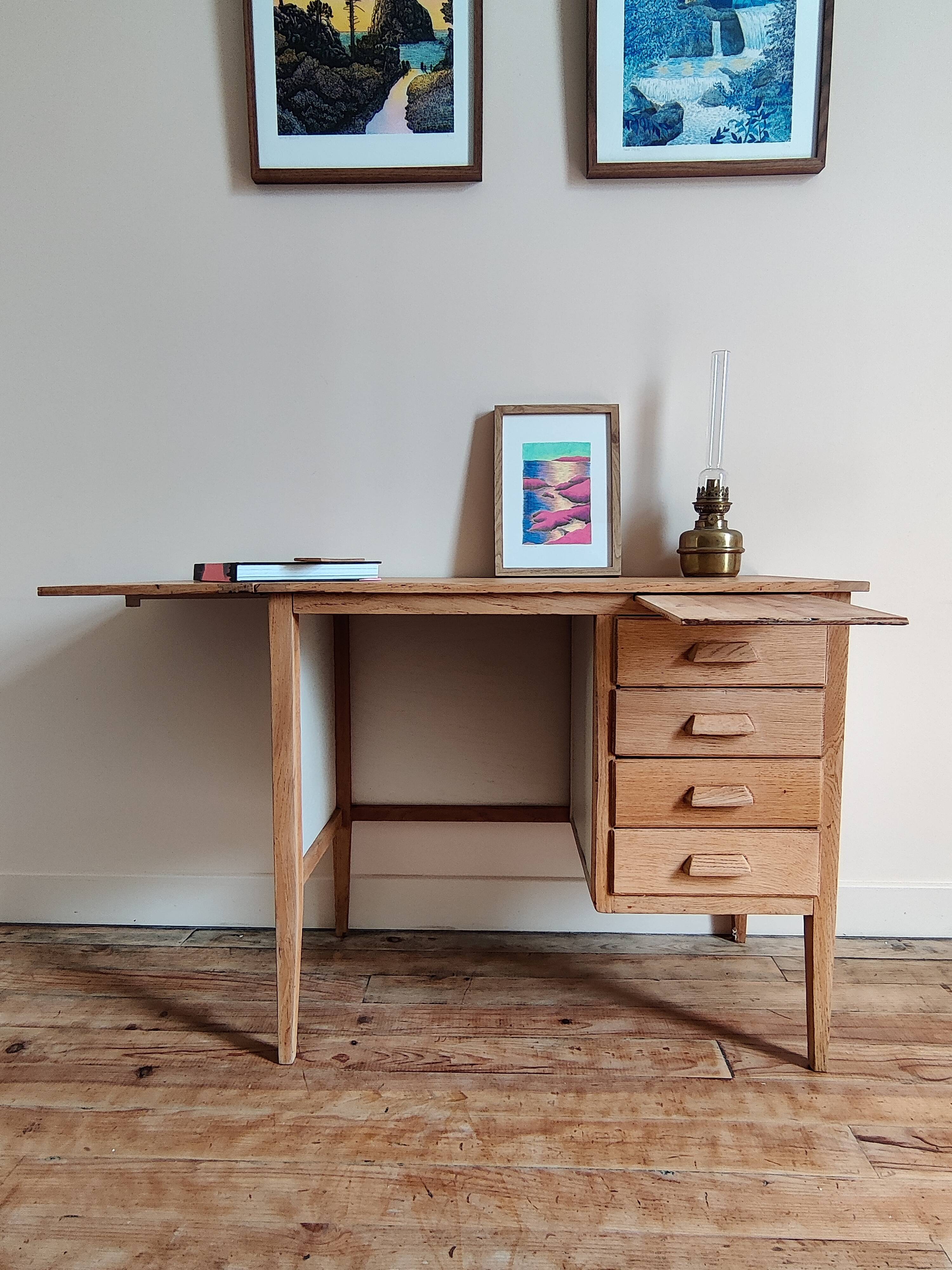 Bureau en bois