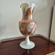 Vintage footed vase in white opaline, marbled/marble effect decoration from the 60s.