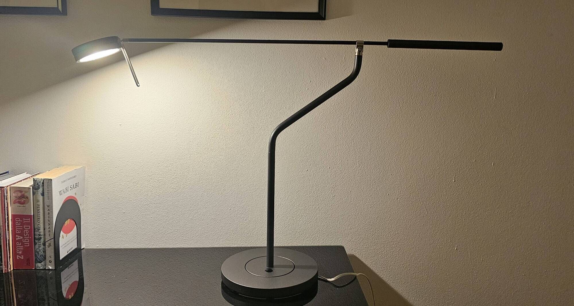 Fontana Arte Model 5474 – Table lamp designed by Norman Foster