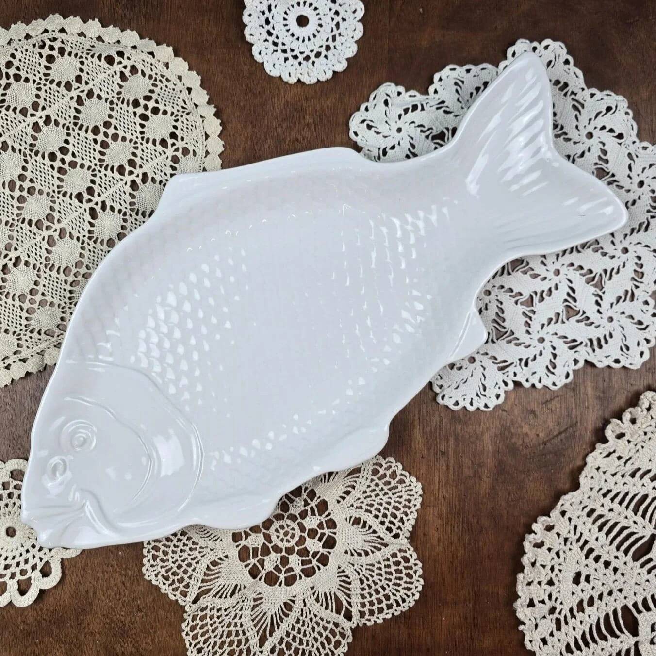 Large fish platter in white porcelain, Limoges style