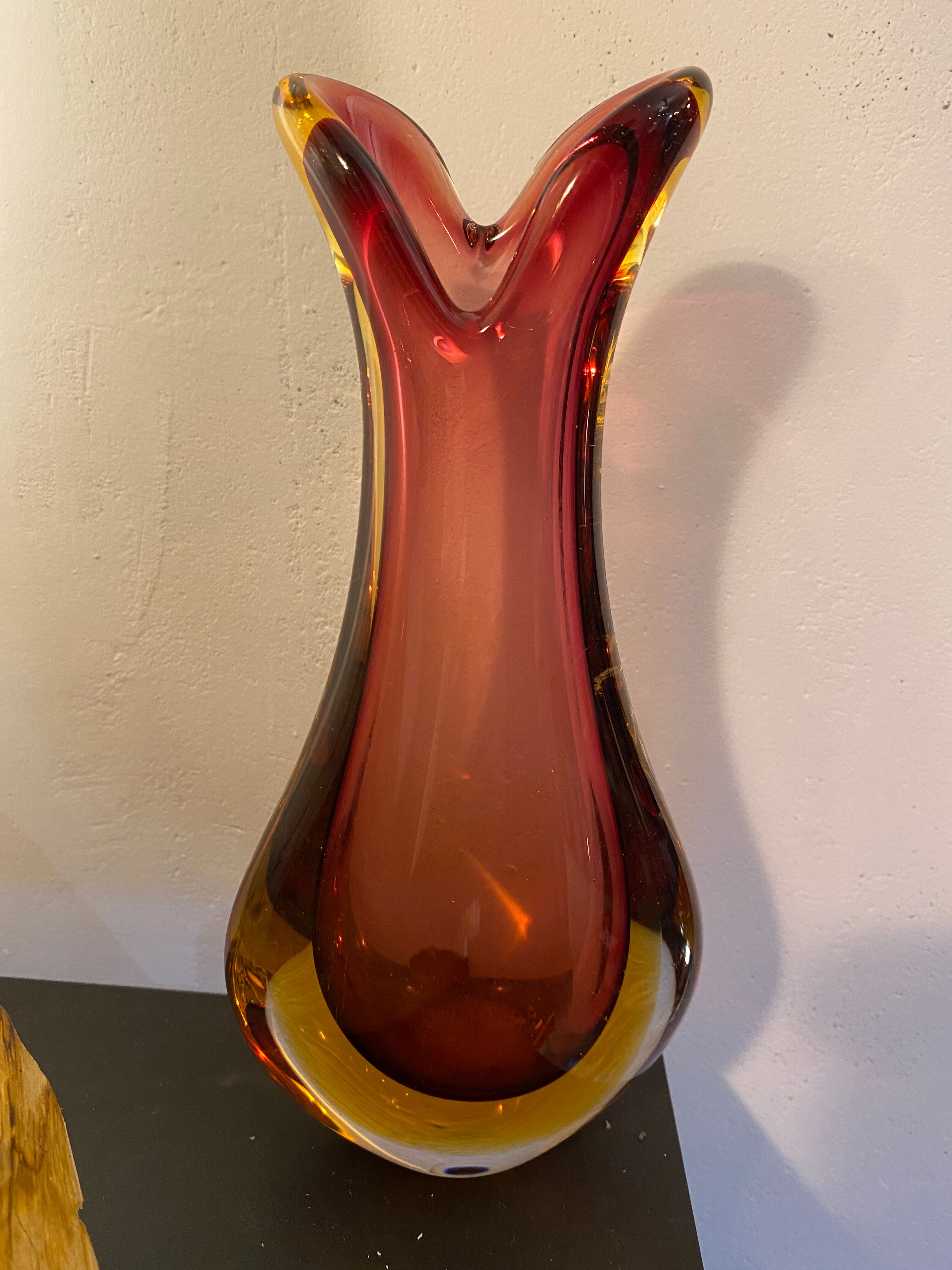 Vintage Murano sommerso vase