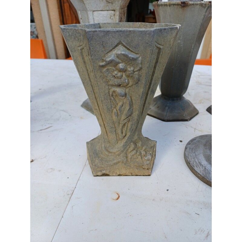 Set of 8 cast iron and aluminum vases 1900