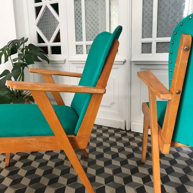 Fauteuil vintage bois et skaï vert