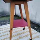 Side table on wheels