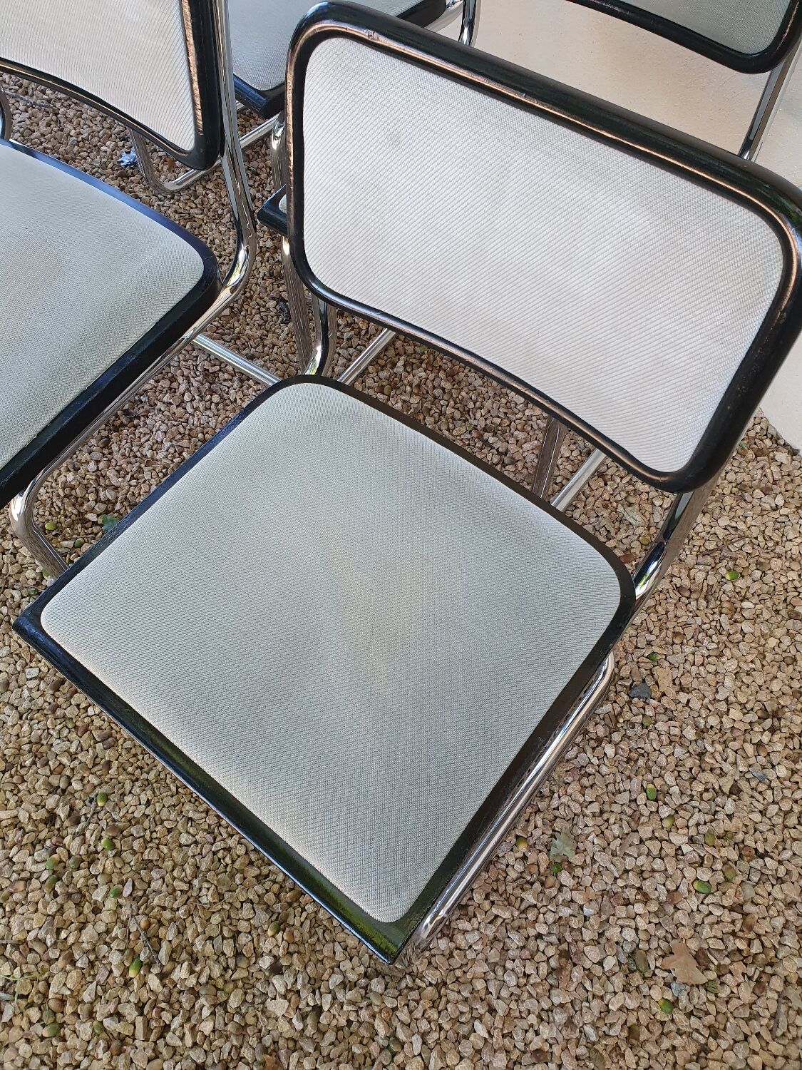6 Cesca chairs