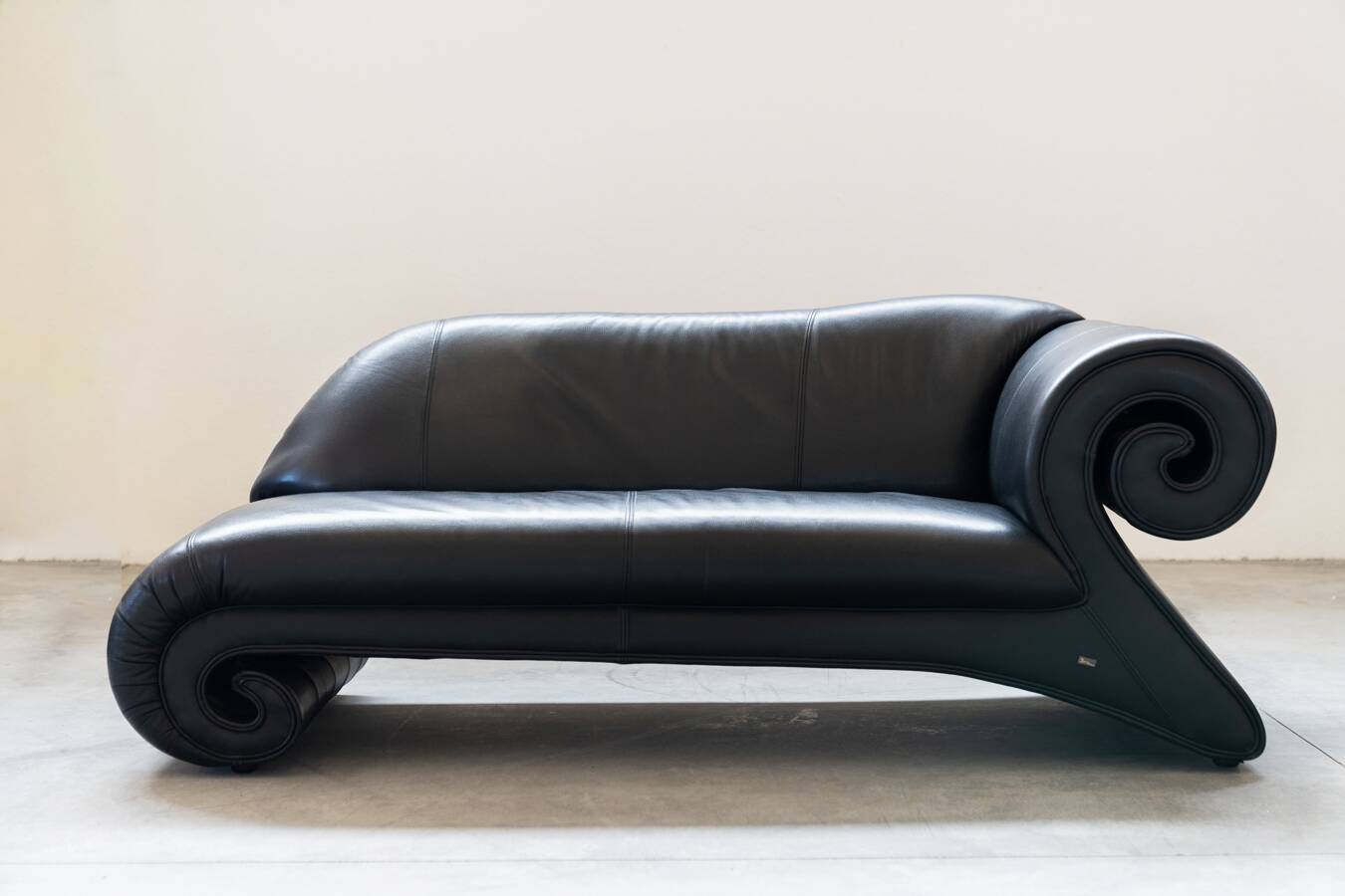 Gaudi sofa by bretz