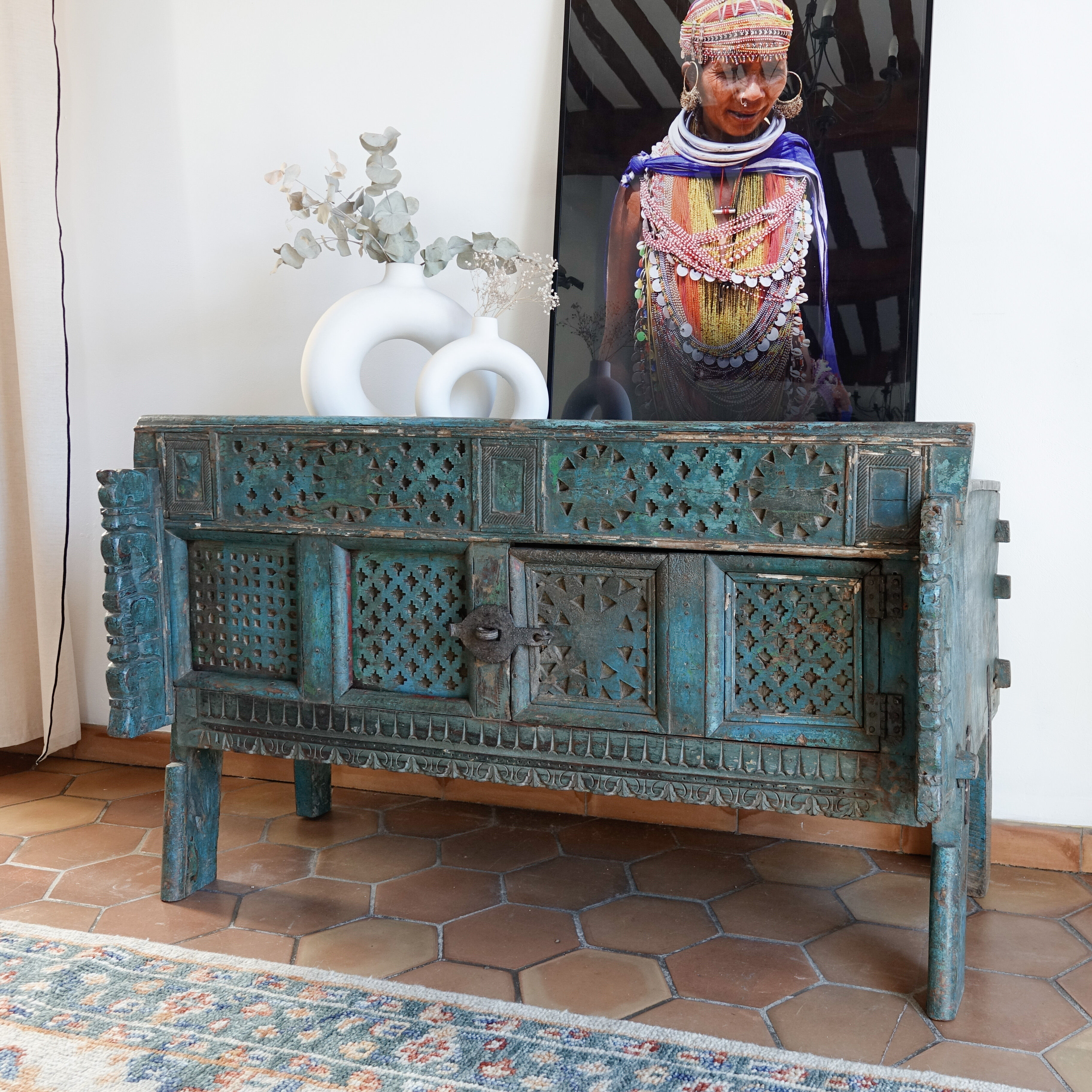Ancient Indian furniture Damchiya blue