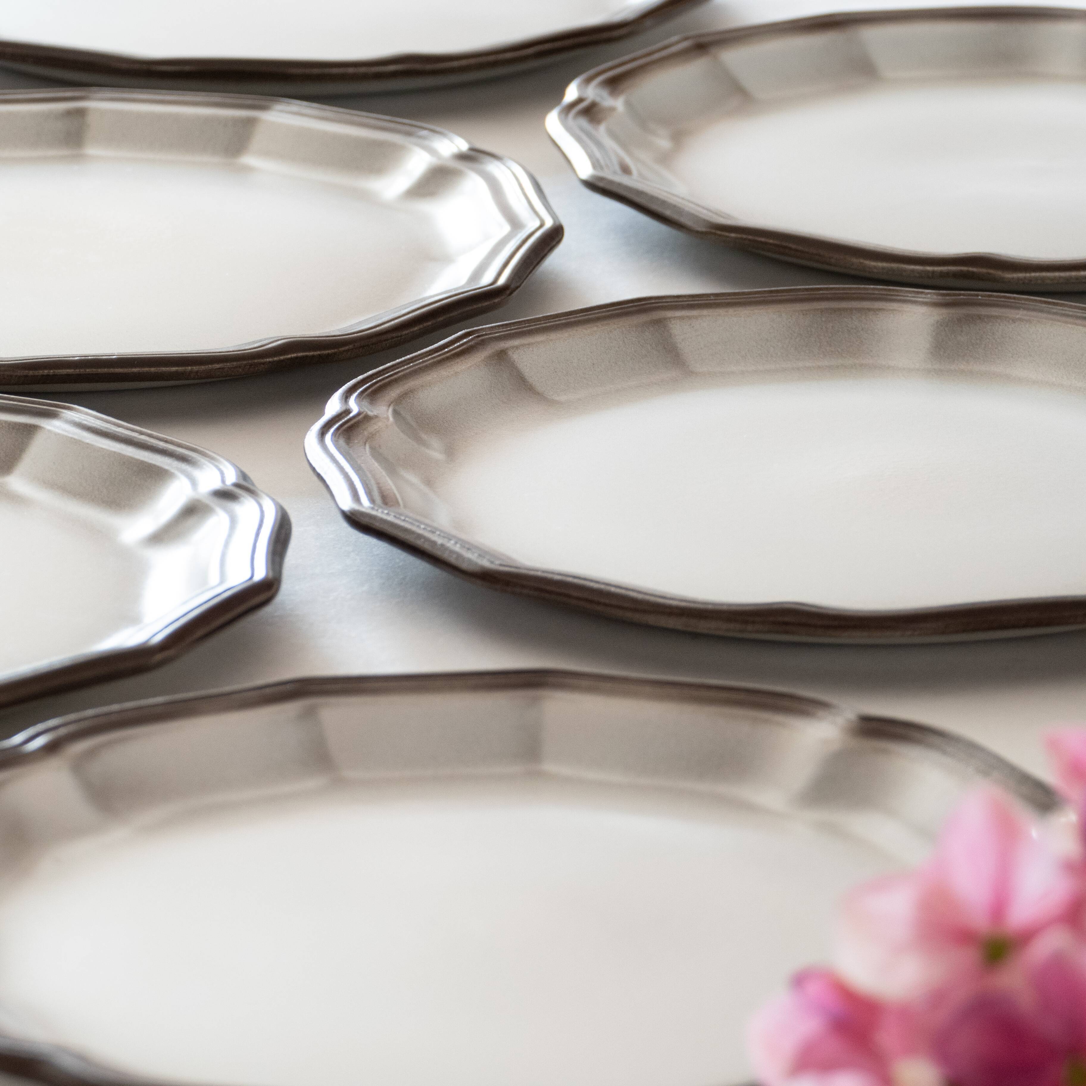 6 assiettes vintage en grès signées Salins les Bains collection "Turenne"