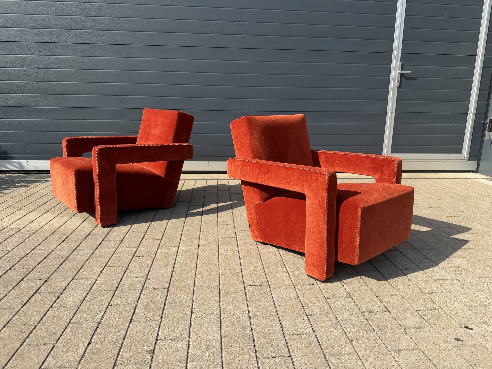 2x Cassina Utrecht chair in terracotta (rust brown) velvet in new condition!
