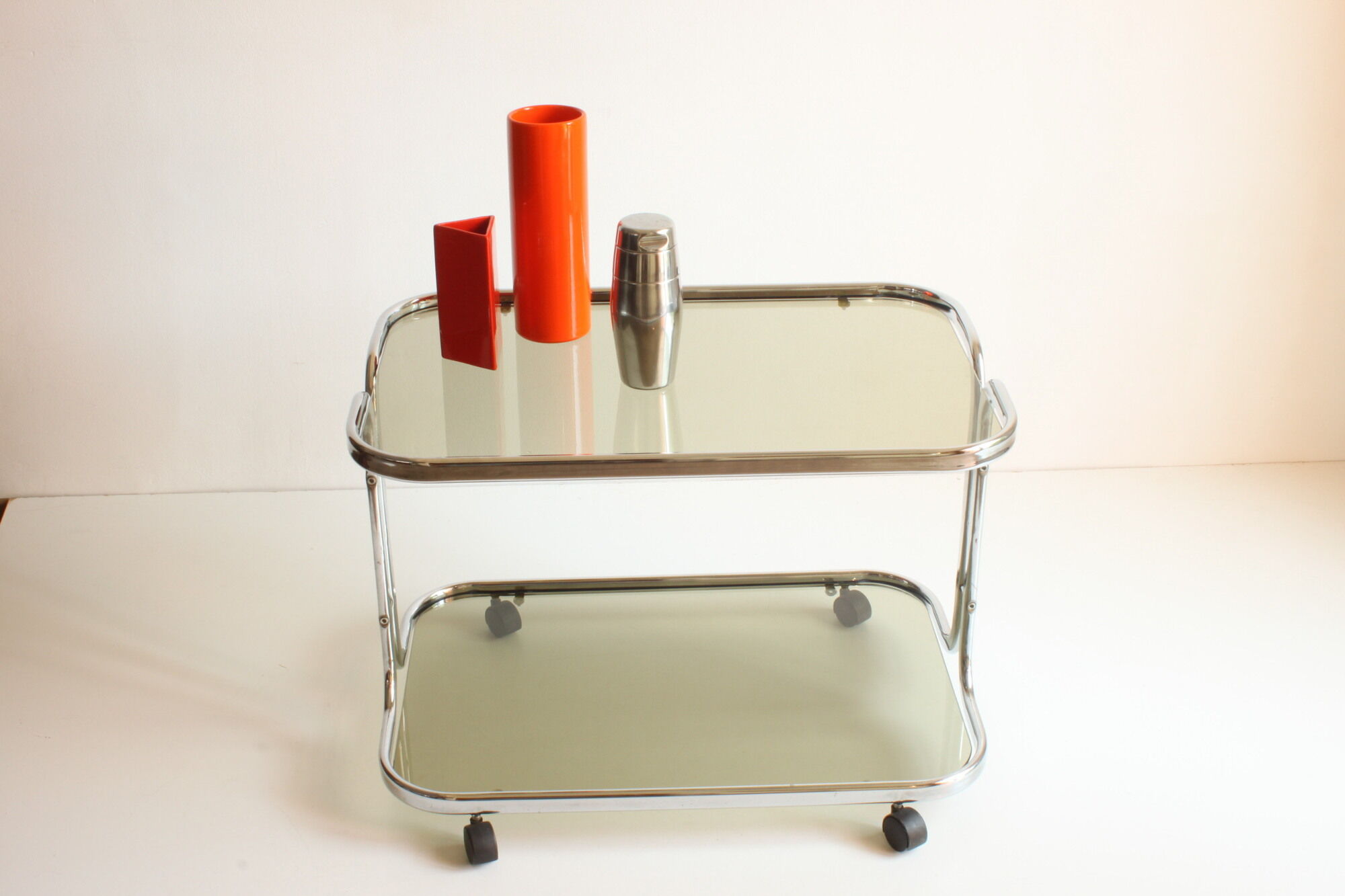 Chrome and smoked glass vintage bar cart trolley, 1970s.