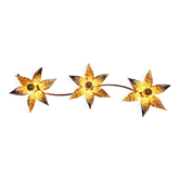 Large floral wall sconce in brass and gilded metal, Willy Daro, 1970.