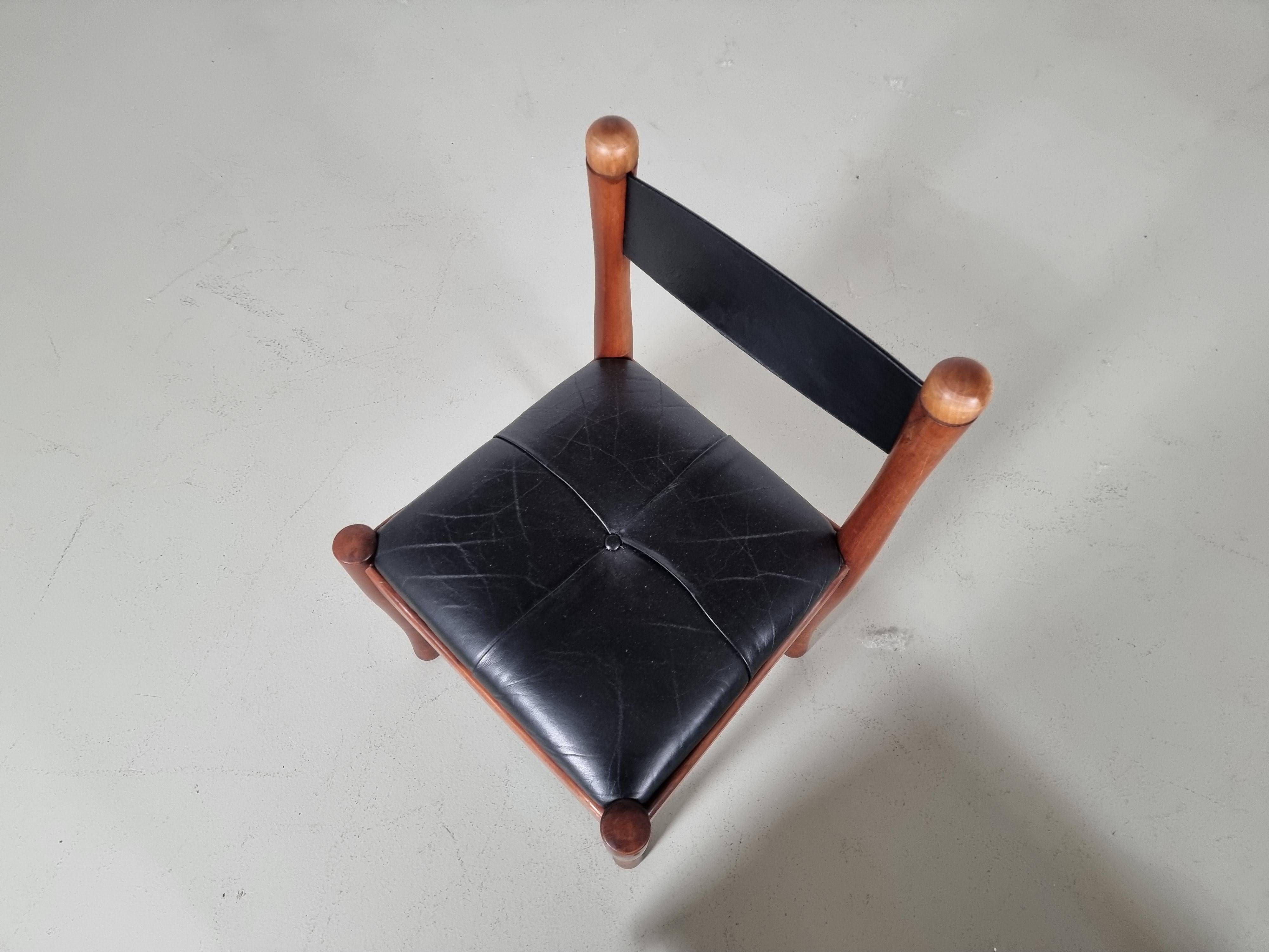Set of 4 dining chairs by Silvio Coppola for Bernini, 1960s.