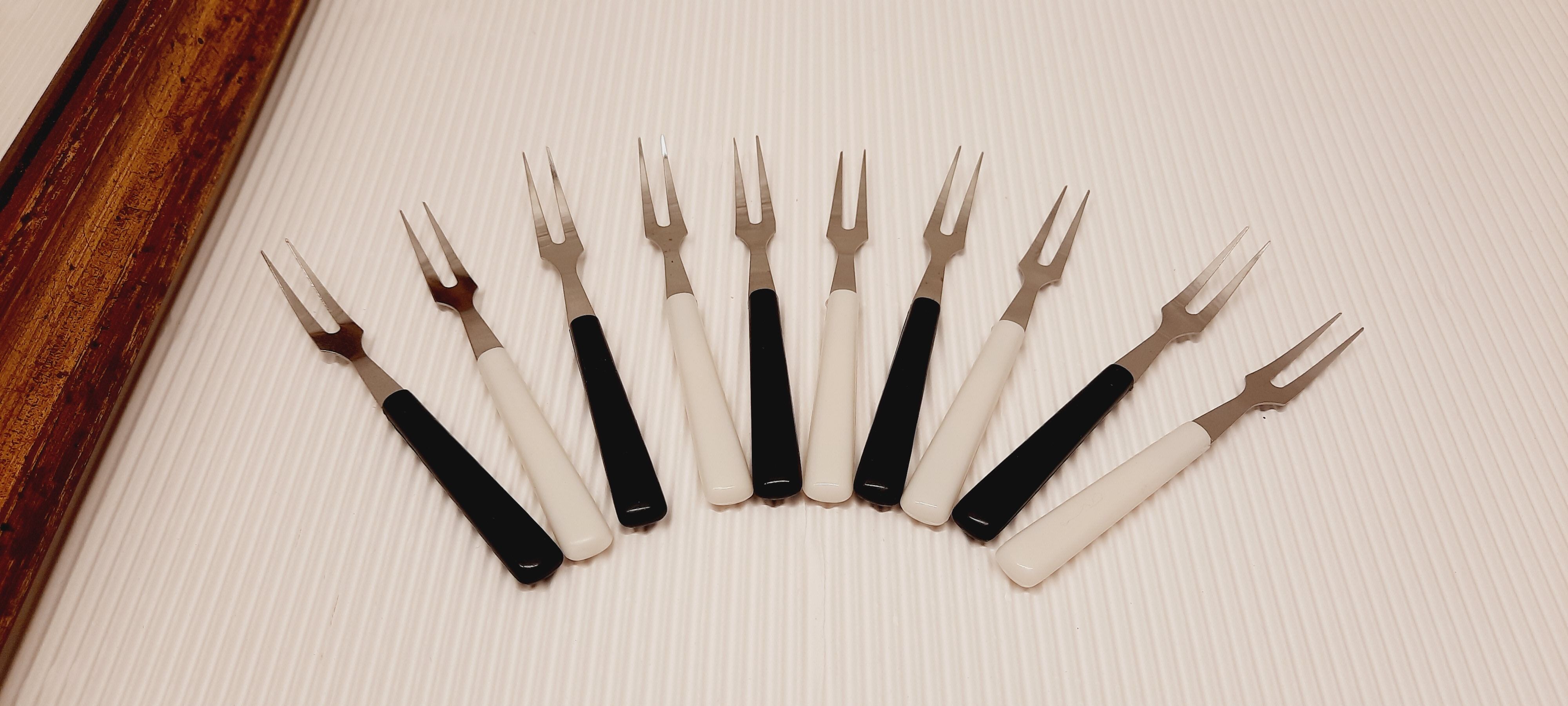 Set 10 cocktail forks 60s