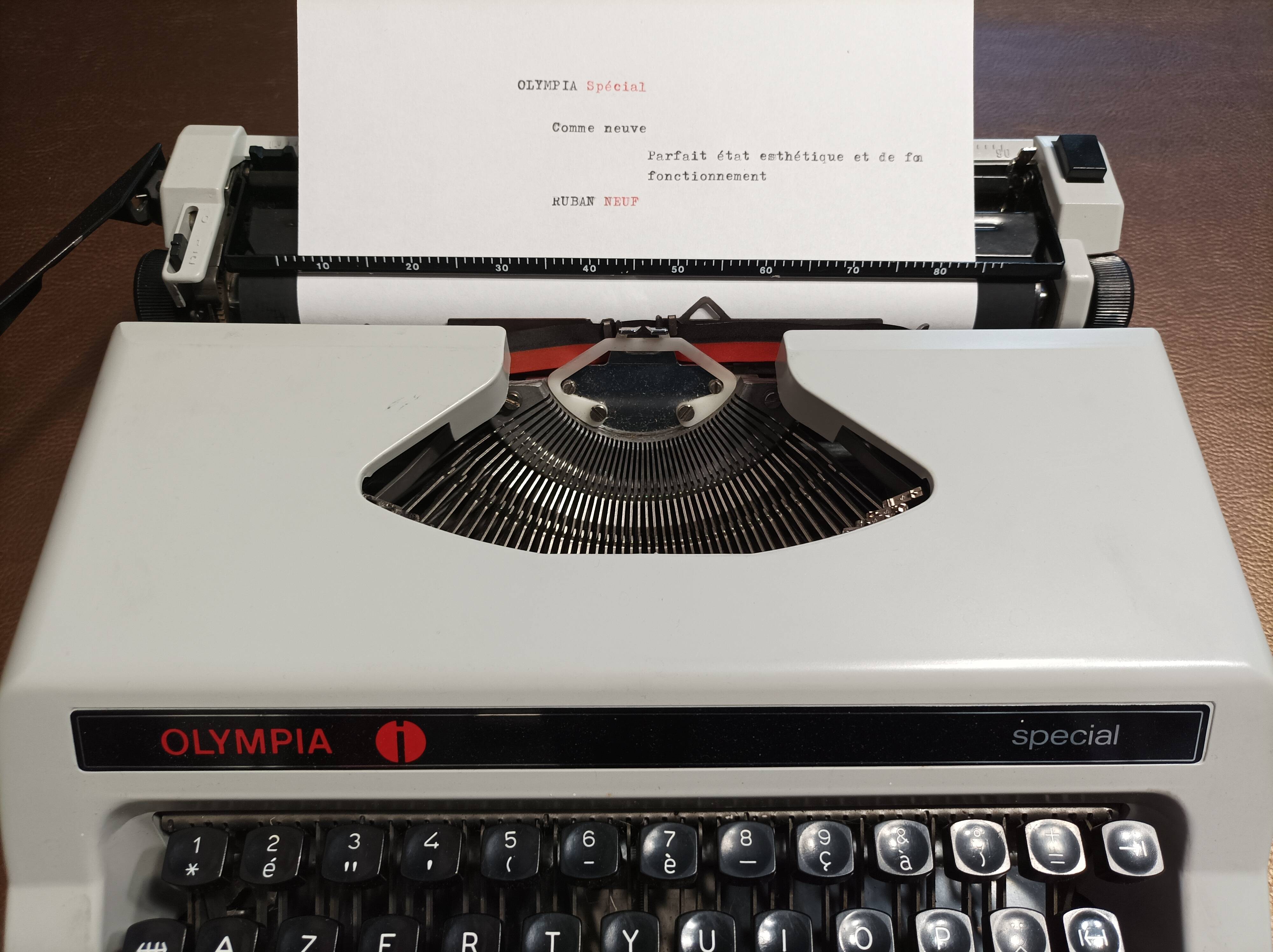 New Olympia Splendid typewriter
