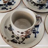 4 tasses et soucoupes en grès émaillé
