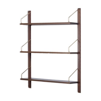 Three floating shelves wall unit