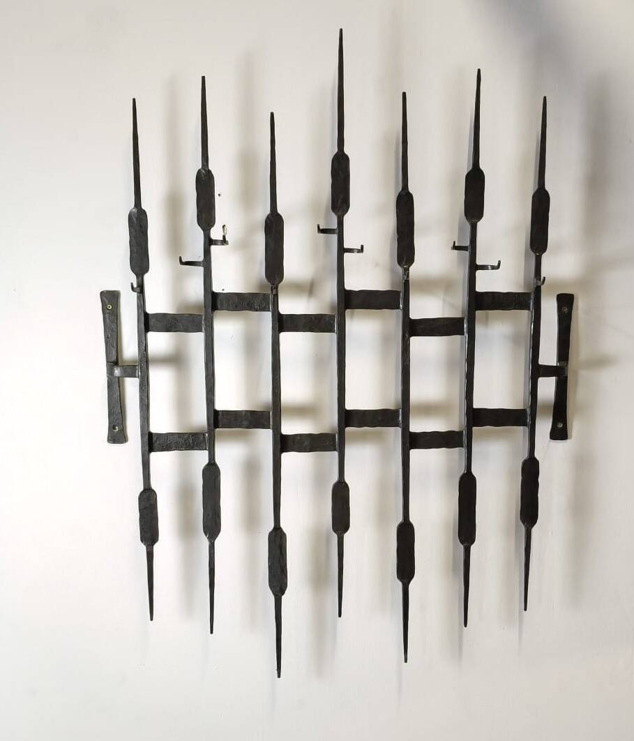 Porte-manteau en fonte brutalisme