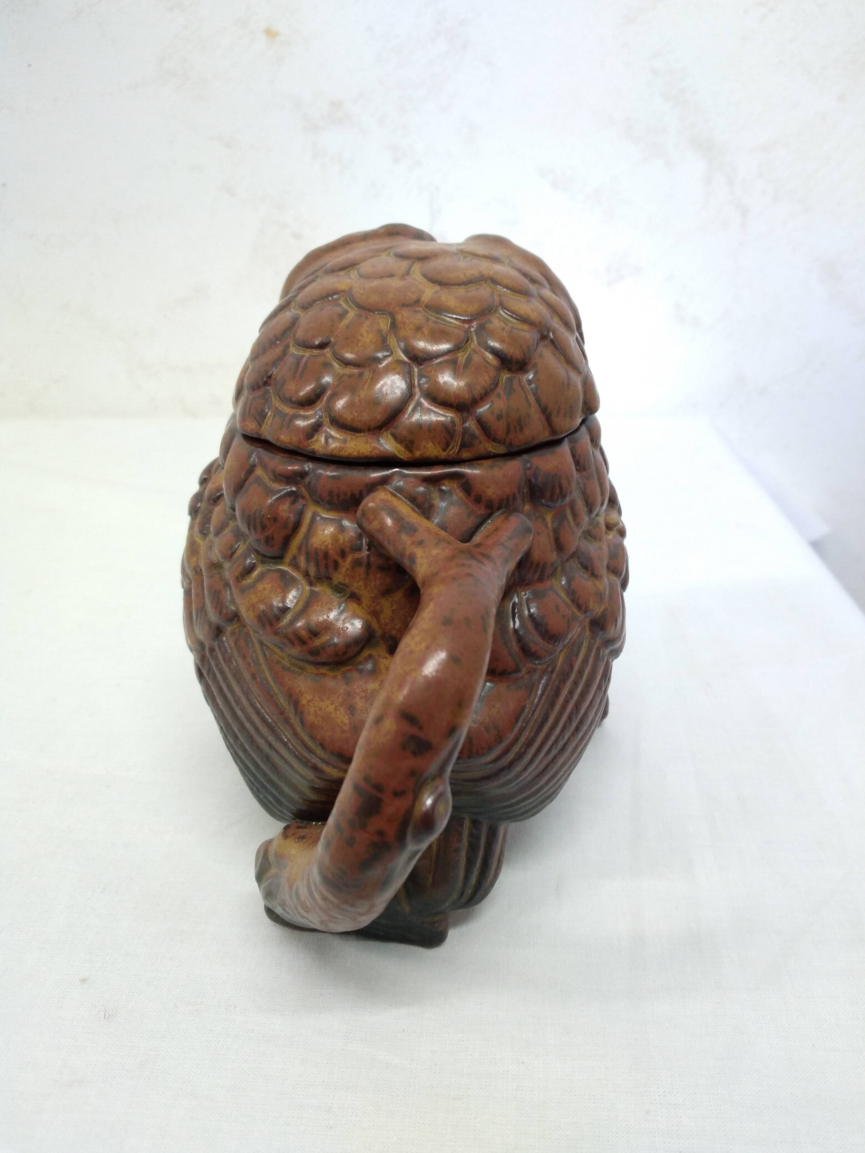 Zoomorphic owl teapot