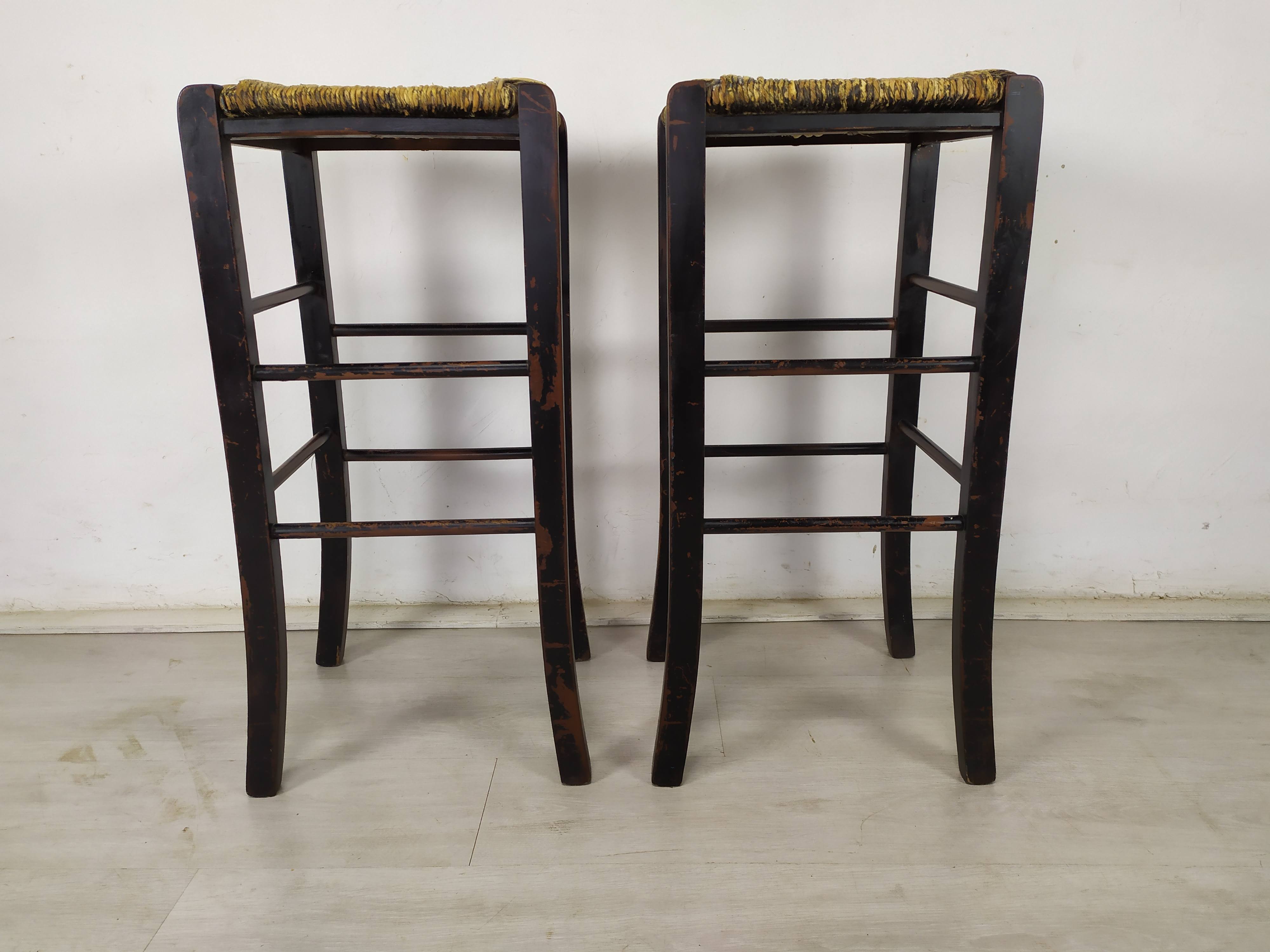 Mulched bar stools