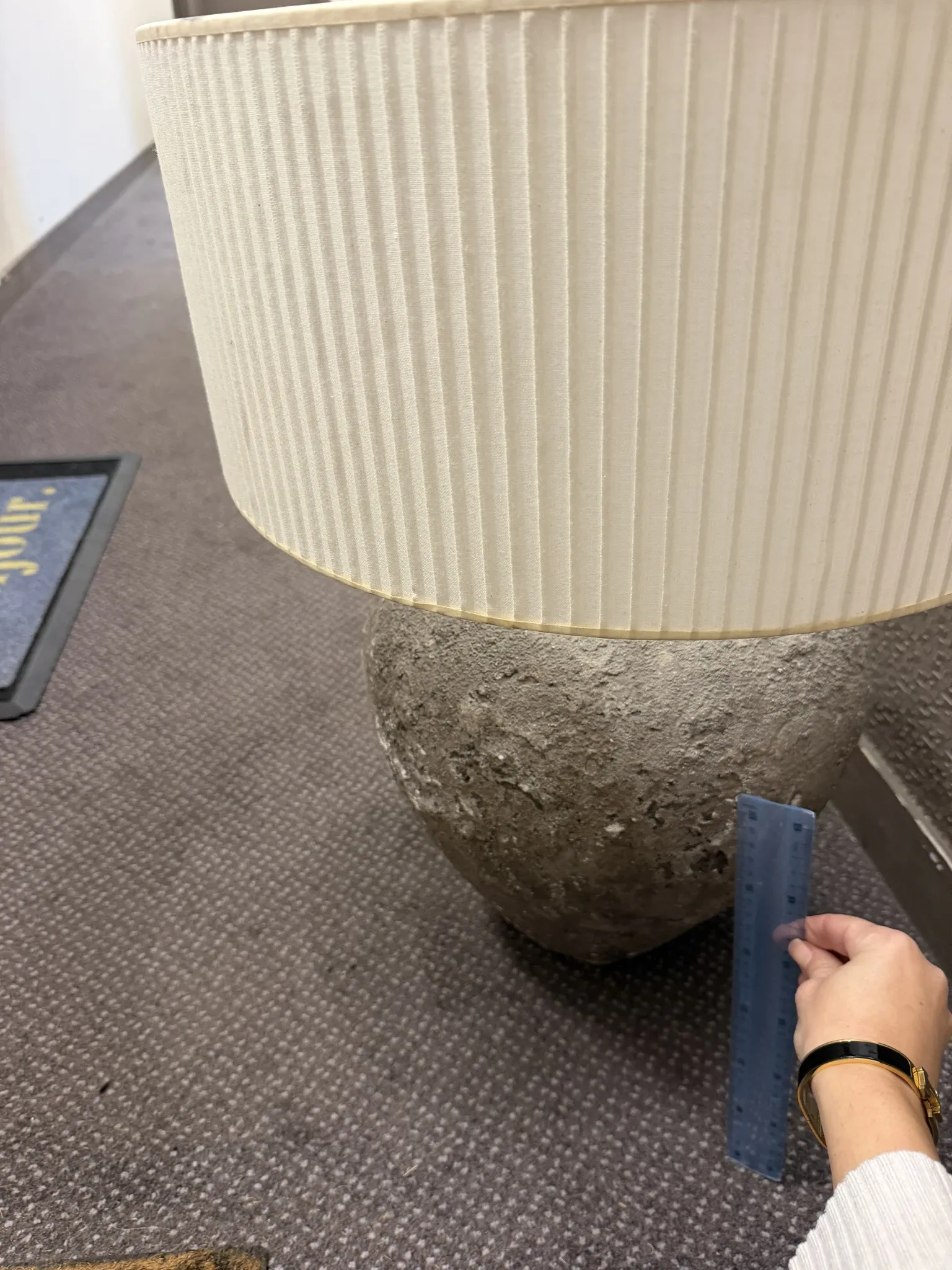 Old jar lamp