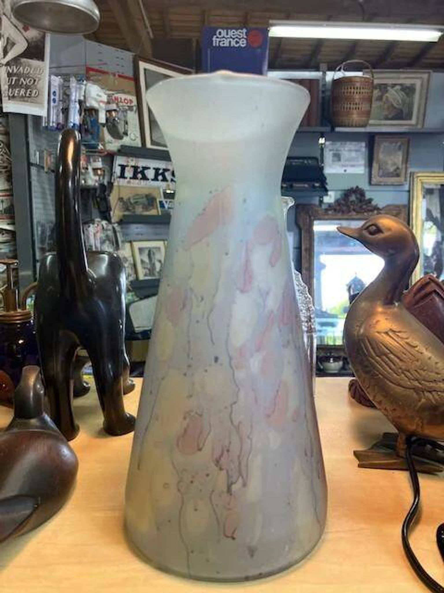 Vase 24cm ilanit pâte de verre dépoli pastel année 50