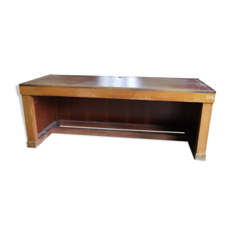 Desk counter