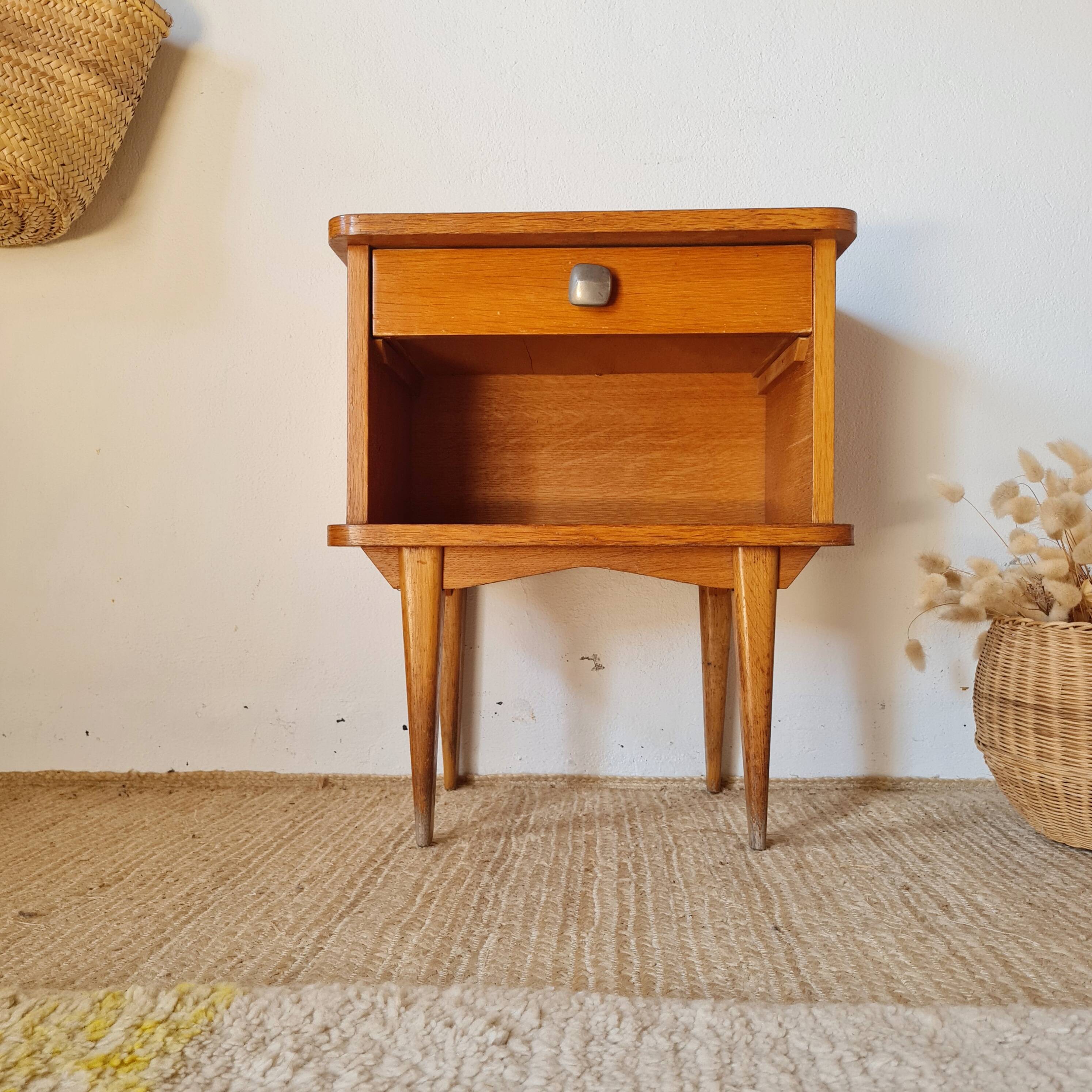Small vintage Scandinavian bedside table – Mid-Century Design