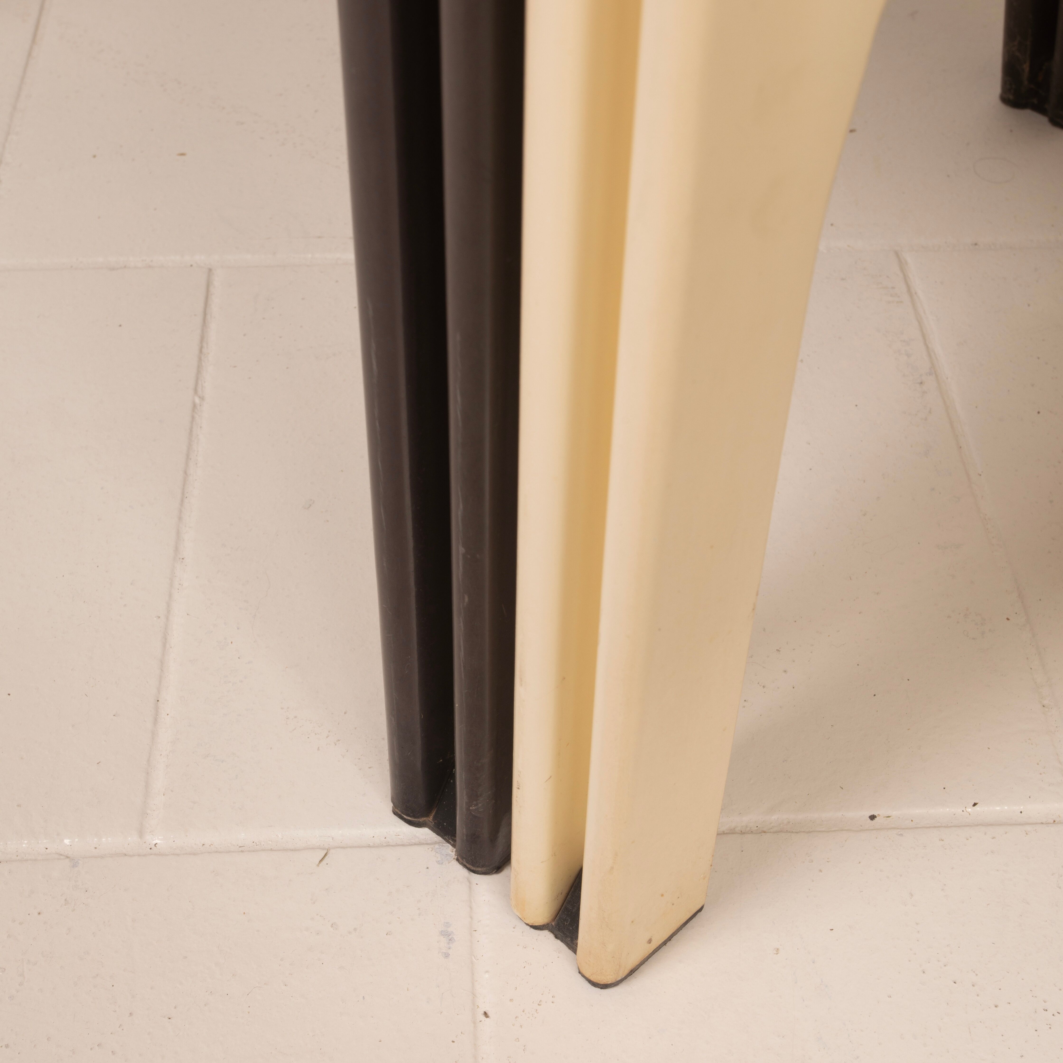 Ensemble de six fauteuils Gaudì par Vico Magistretti pour Artemide