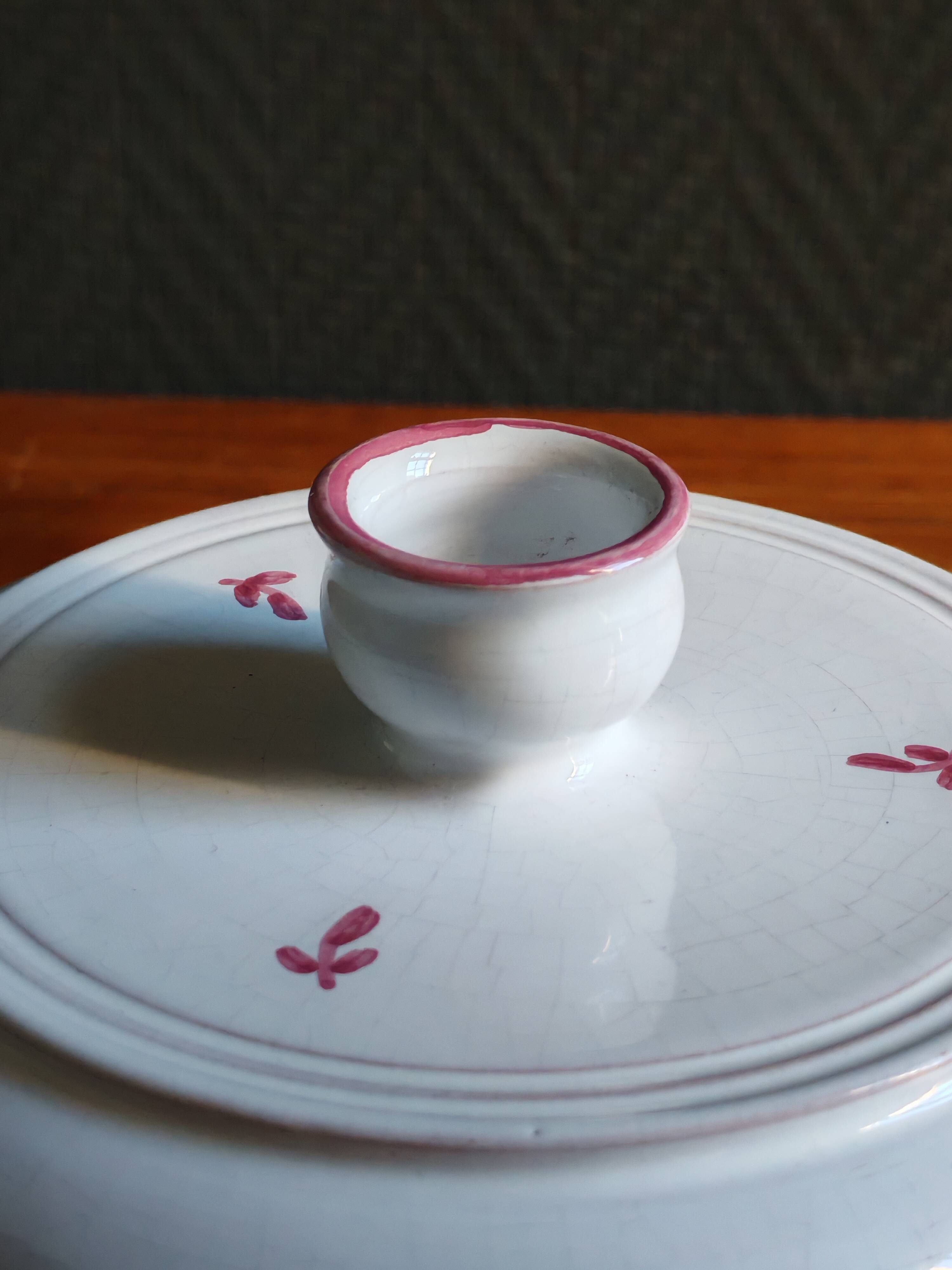 Vintage Ceramic Cheese Dome – Floral Branch Decor