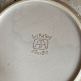 7 dessert plates in stoneware