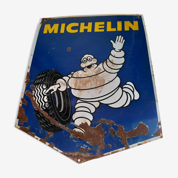 Ancienne plaque émaillée en écusson Michelin