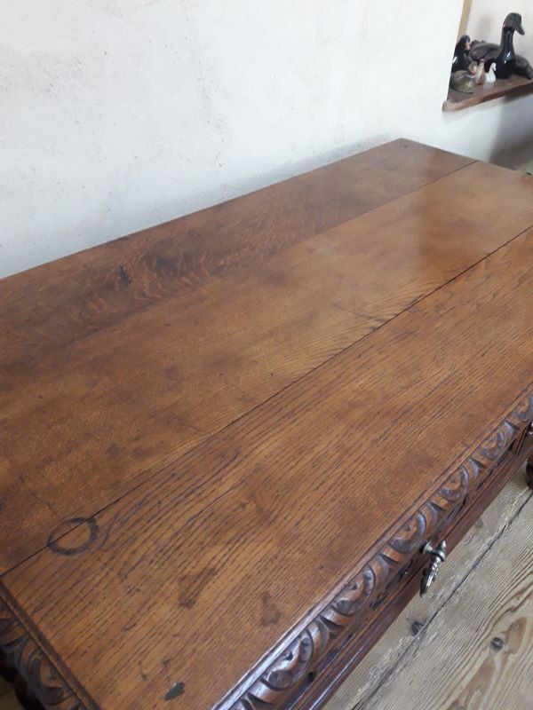 Middle Louis XIII style office