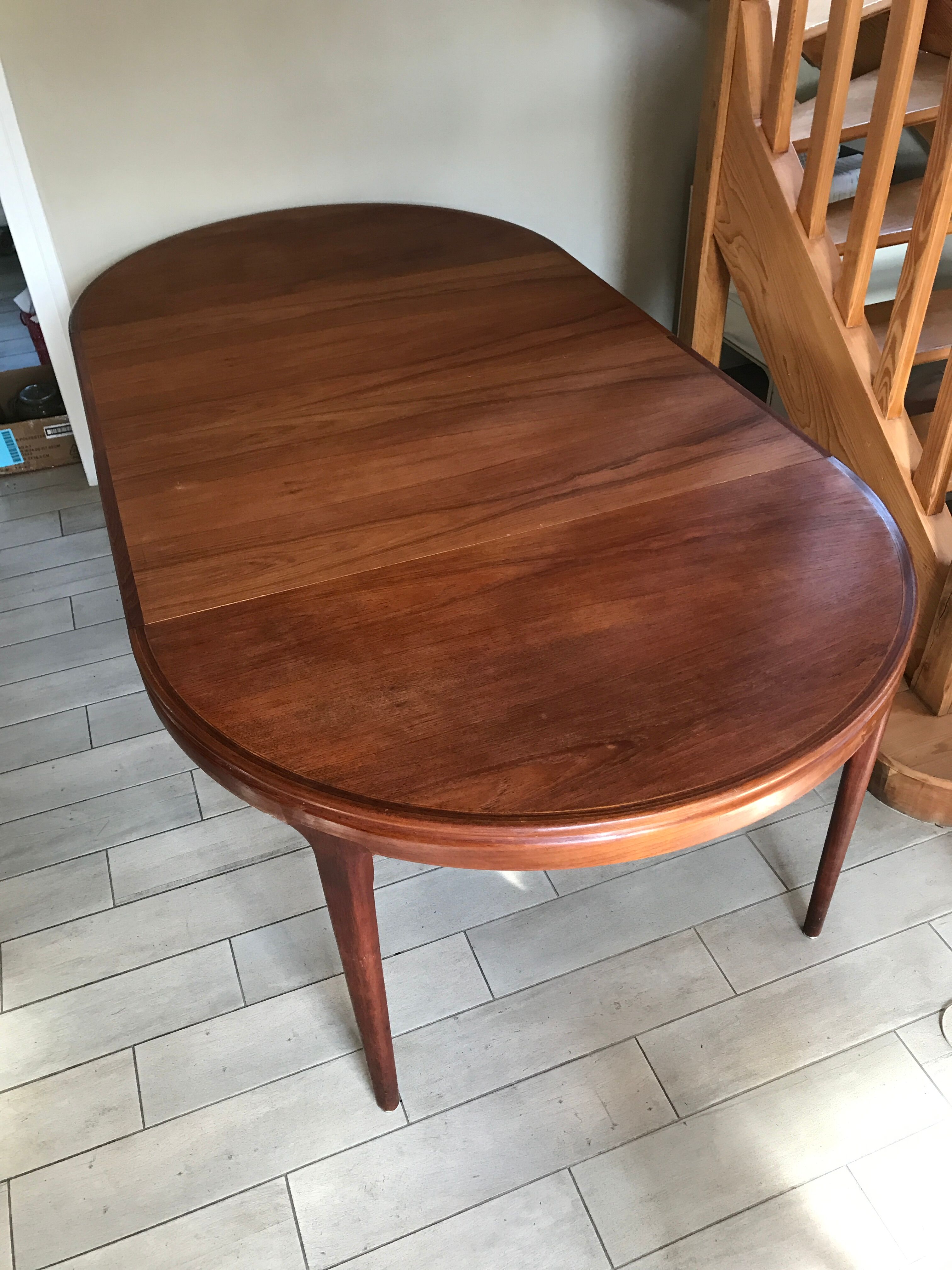 Scandinavian table Samcom design Arne Hovmand Olsen Denmark 60s