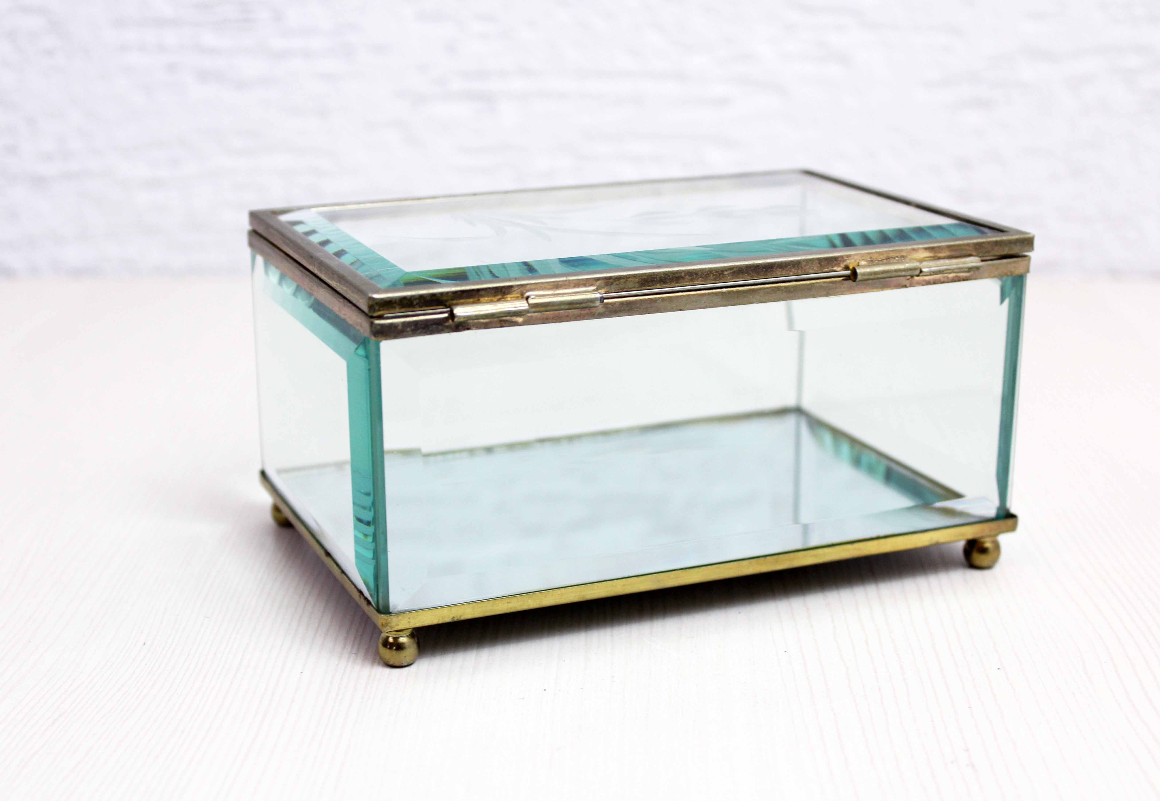 Beveled glass jewelry box