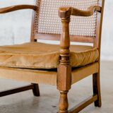 English style armchair