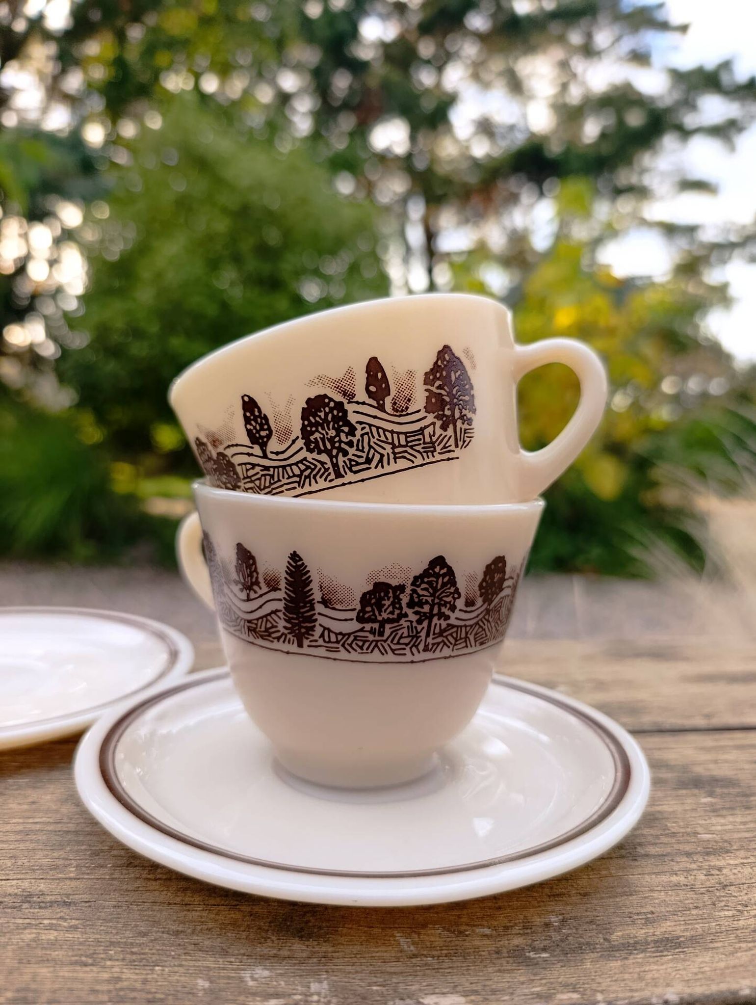 Duo tasses/sous tasses verre opalin vintage JAJ Pyrex England