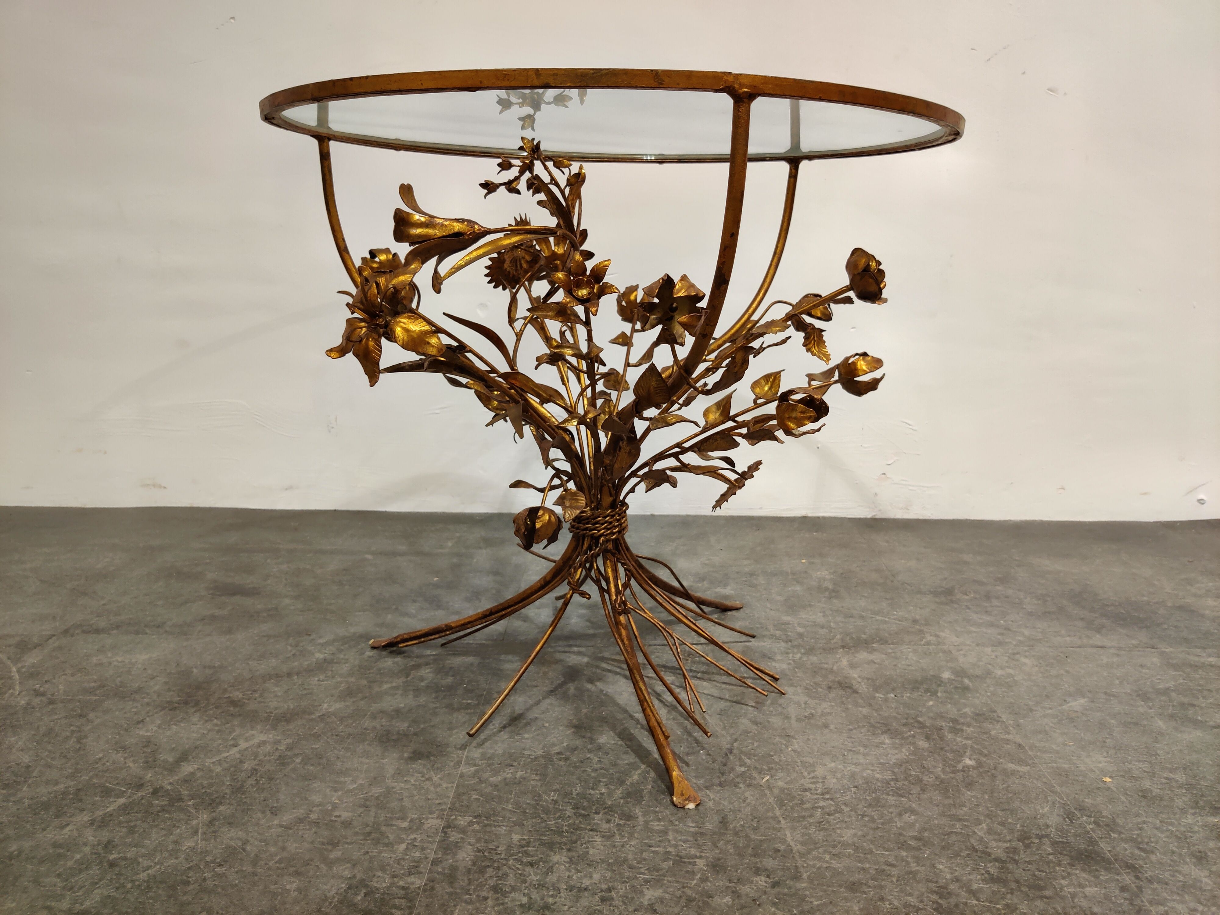 Vintage gilt metal flower side table, italy 1960