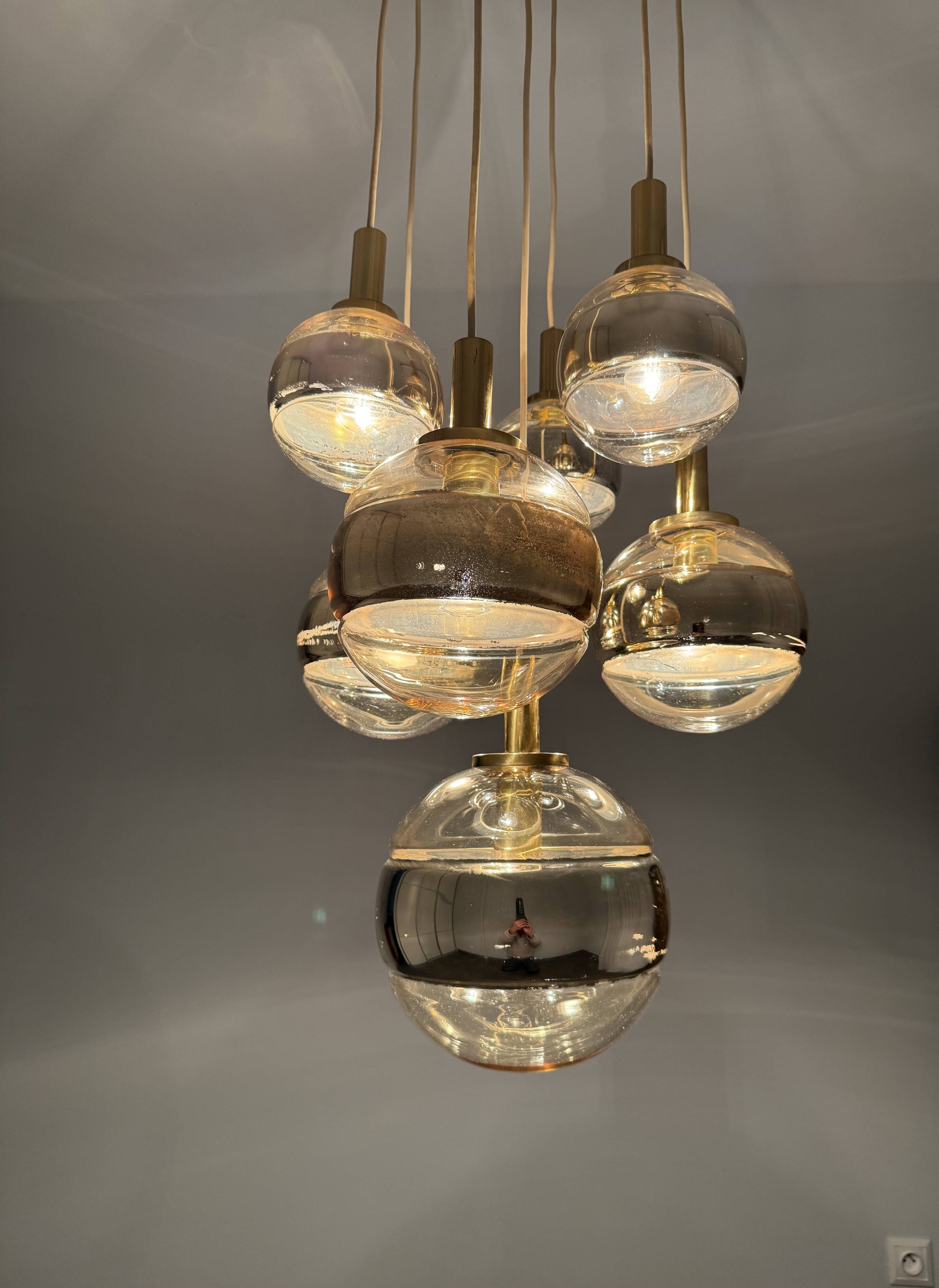 Suspensions 7 Globes Piell & Putzler 1970s