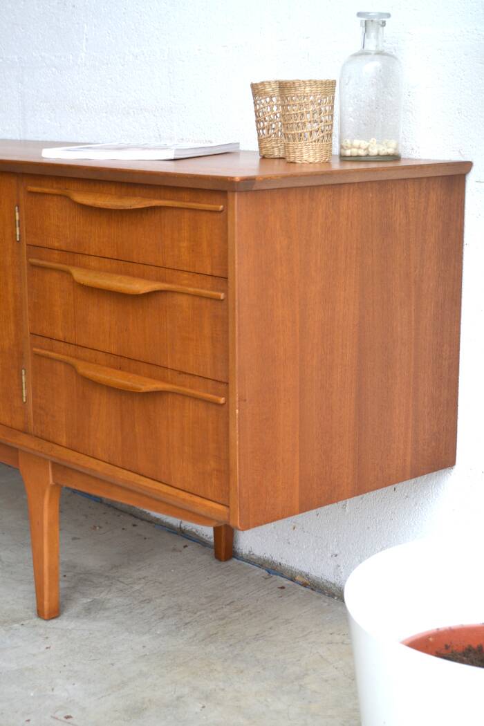 Teak sideboard by Jentique * rare model * 198 cm