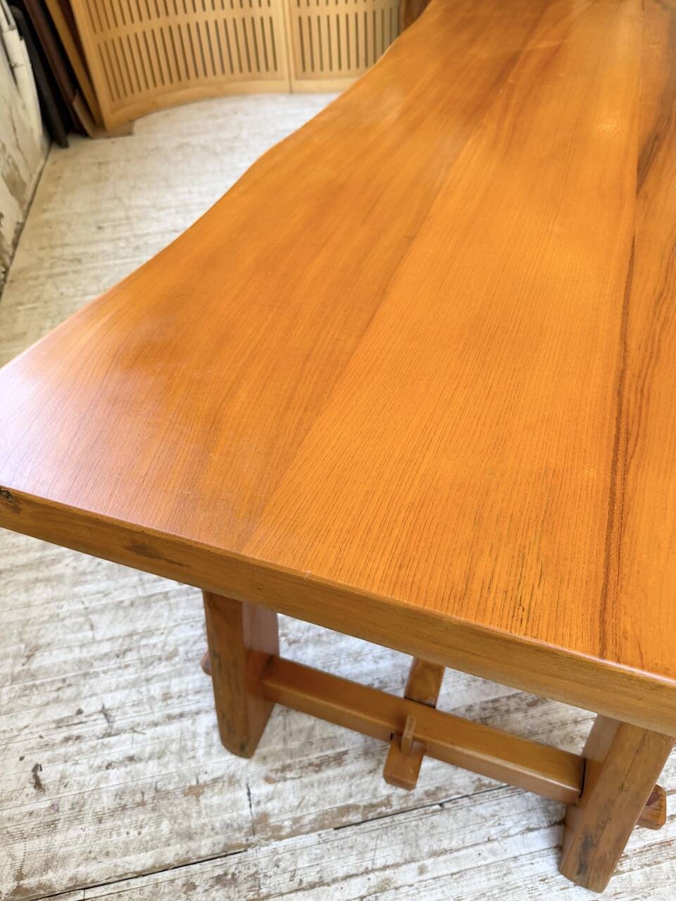 Aranjou farmhouse table in blond elm, 1950s