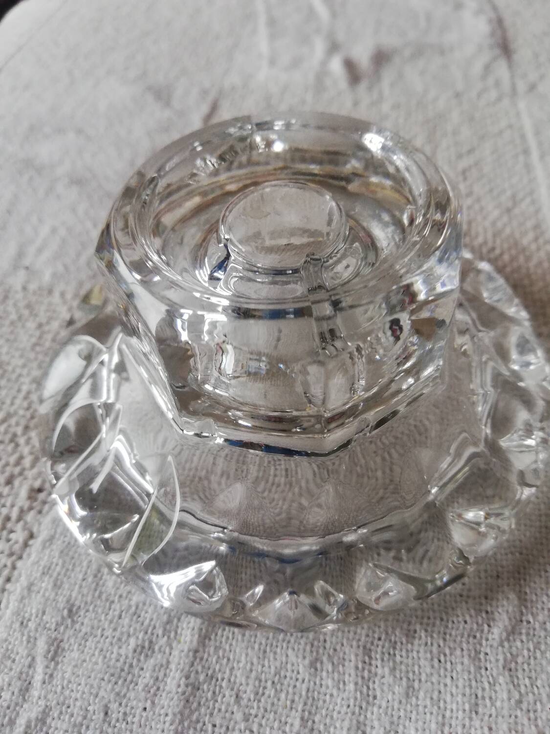 Lot de deux bougeoirs cristal formes différentes