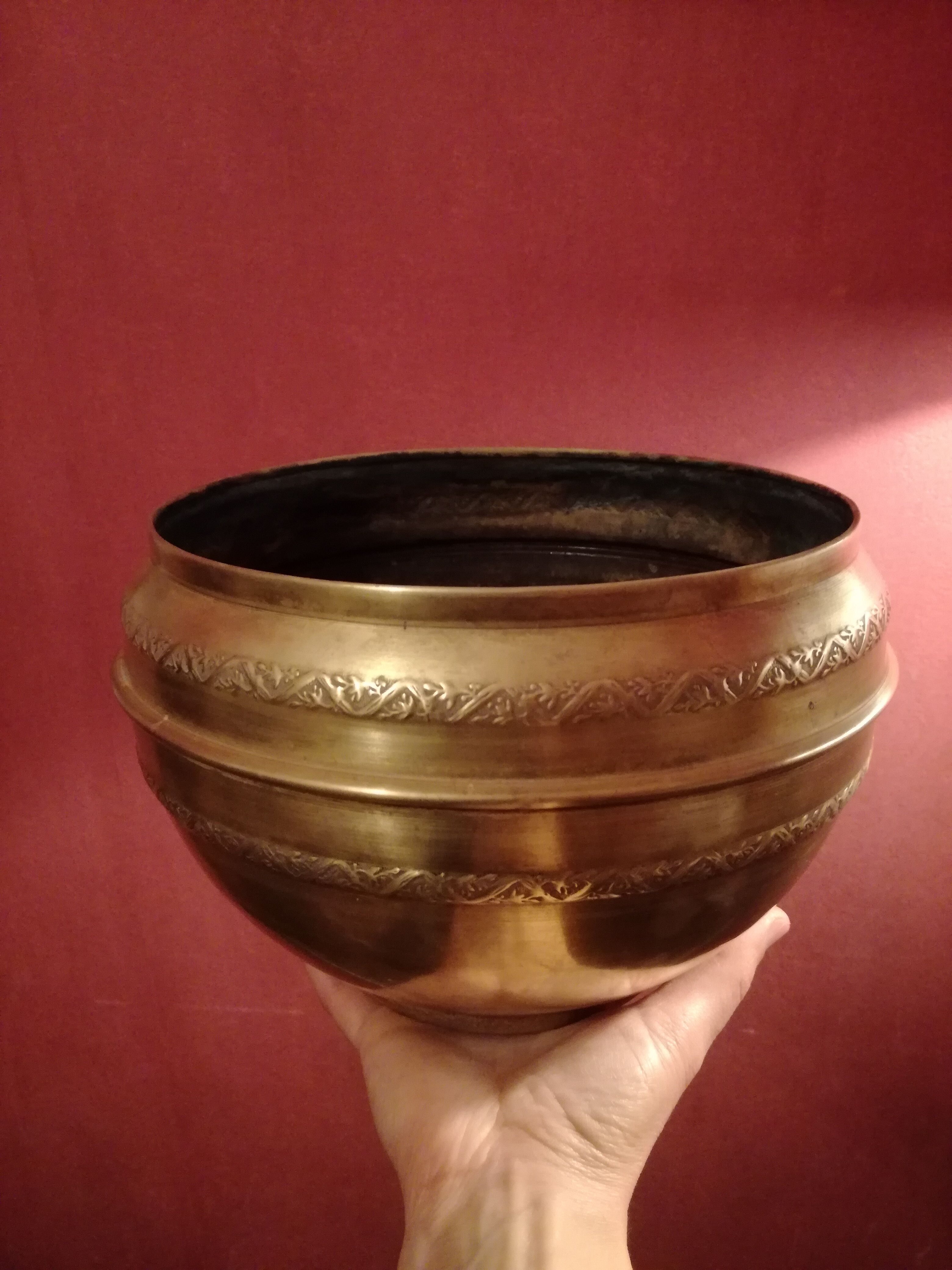 Brass pot cover