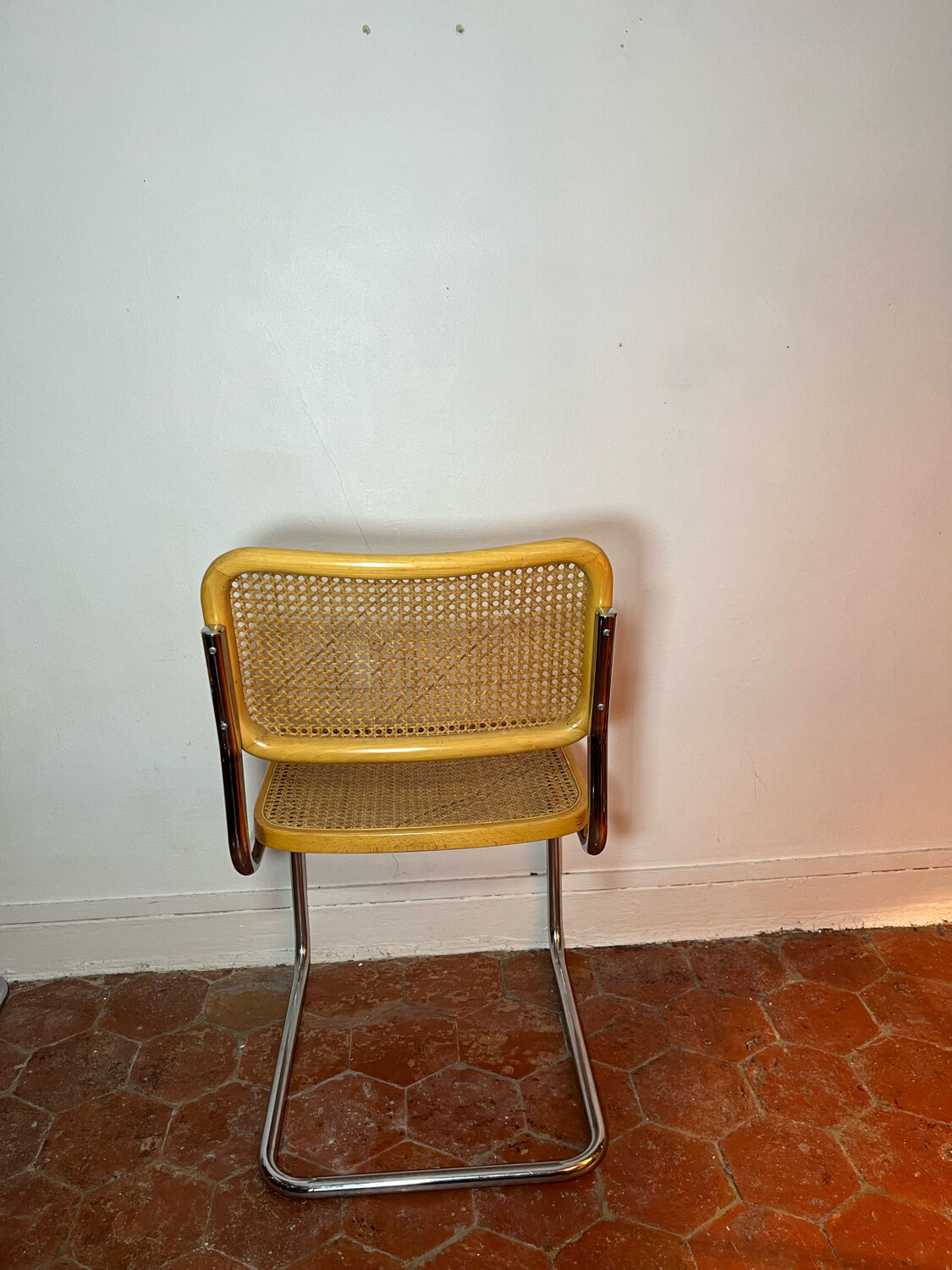 Chair b32 by Marcel Breuer