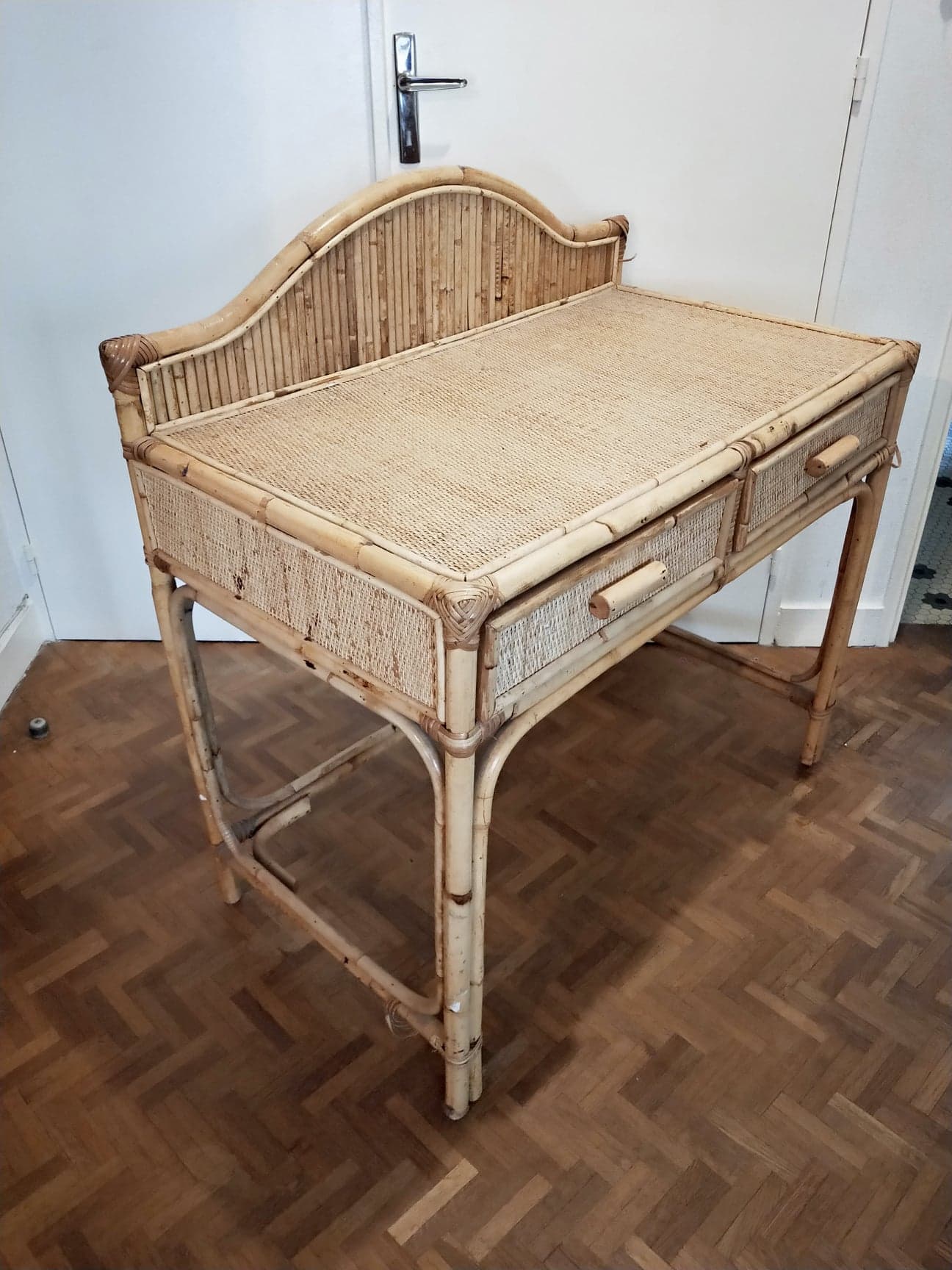 Bureau en rotin