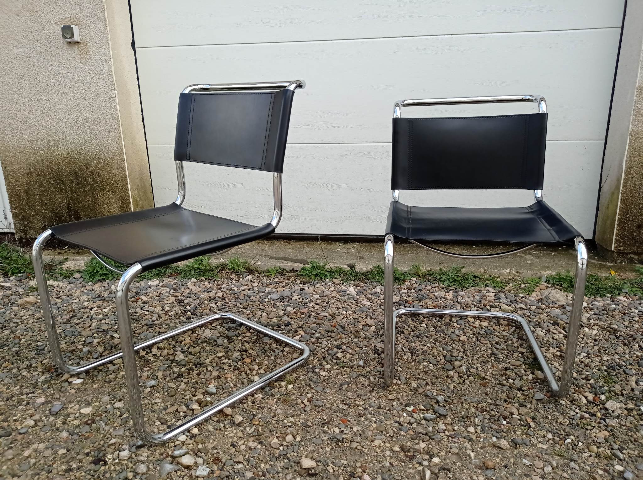 Pair of chairs model spoletto by designer bersanelli