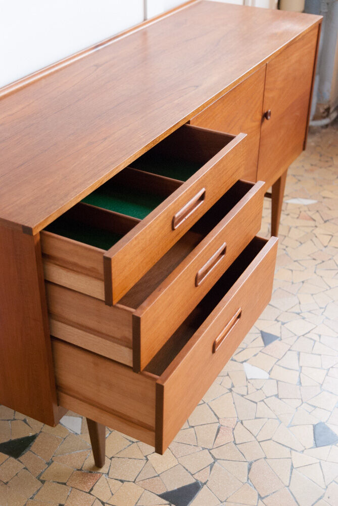 Nathan's bow-door line