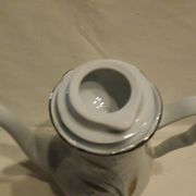 Deshoulières jug